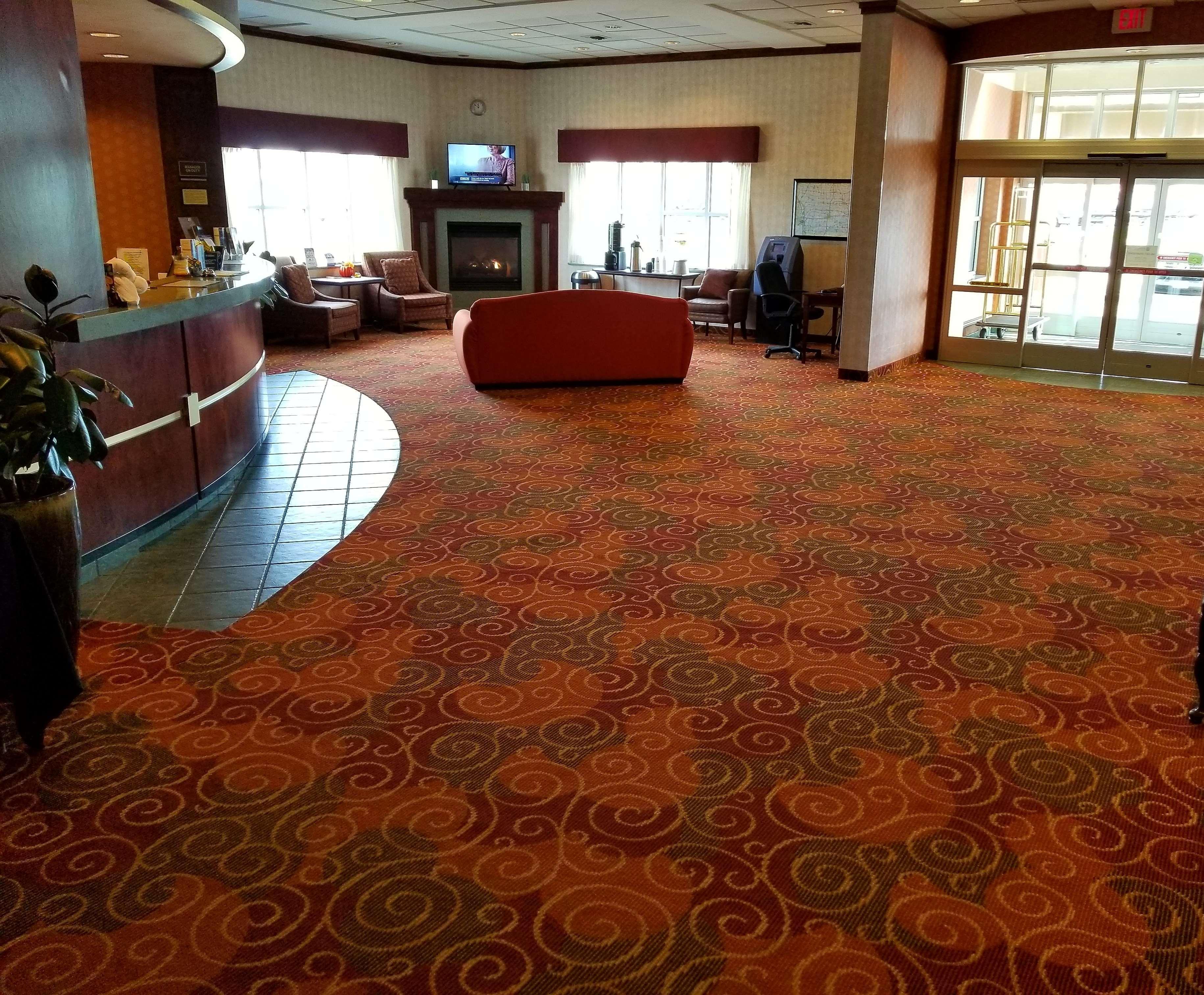 Rock Island Inn & Suites Marshalltown מראה חיצוני תמונה