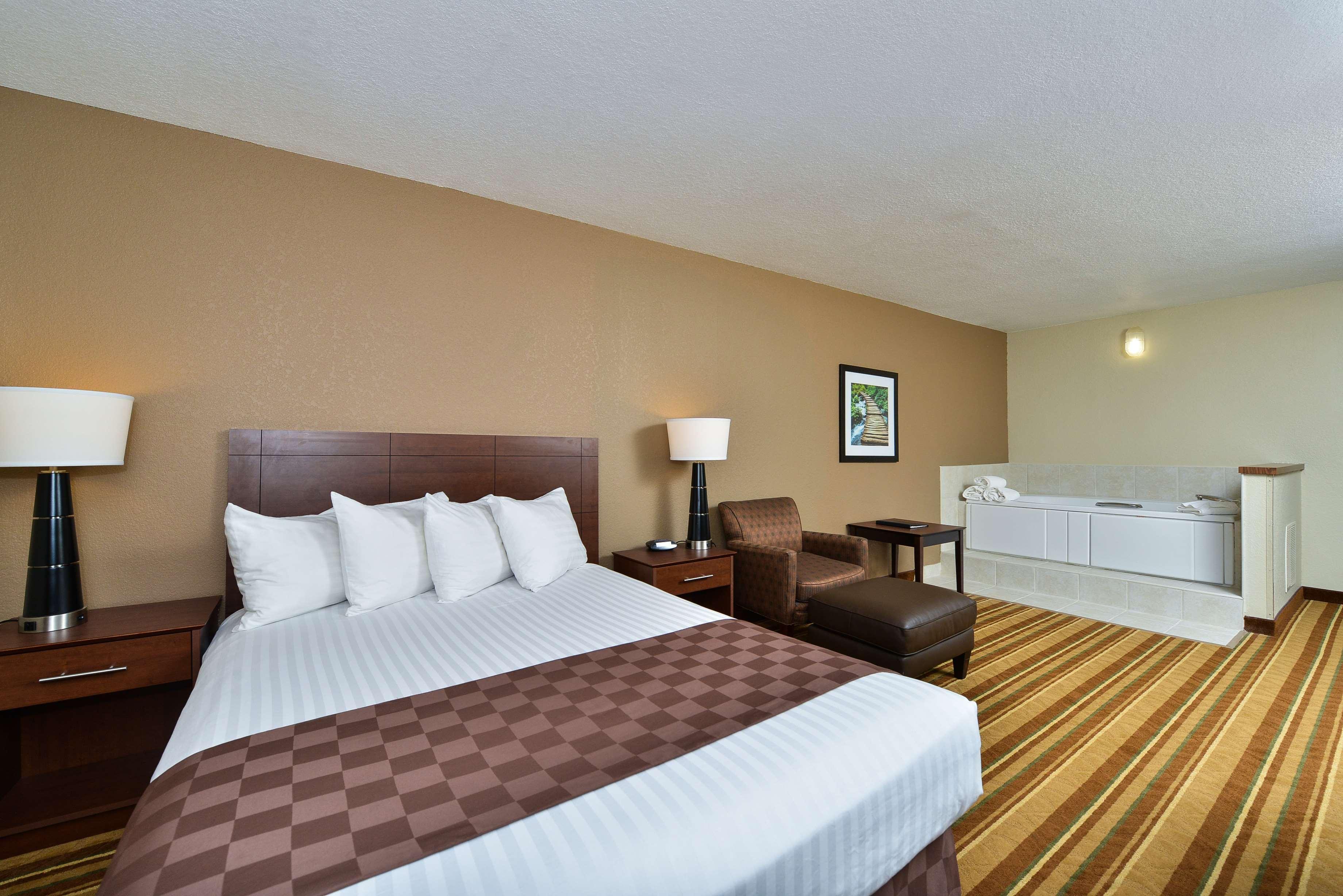 Rock Island Inn & Suites Marshalltown מראה חיצוני תמונה