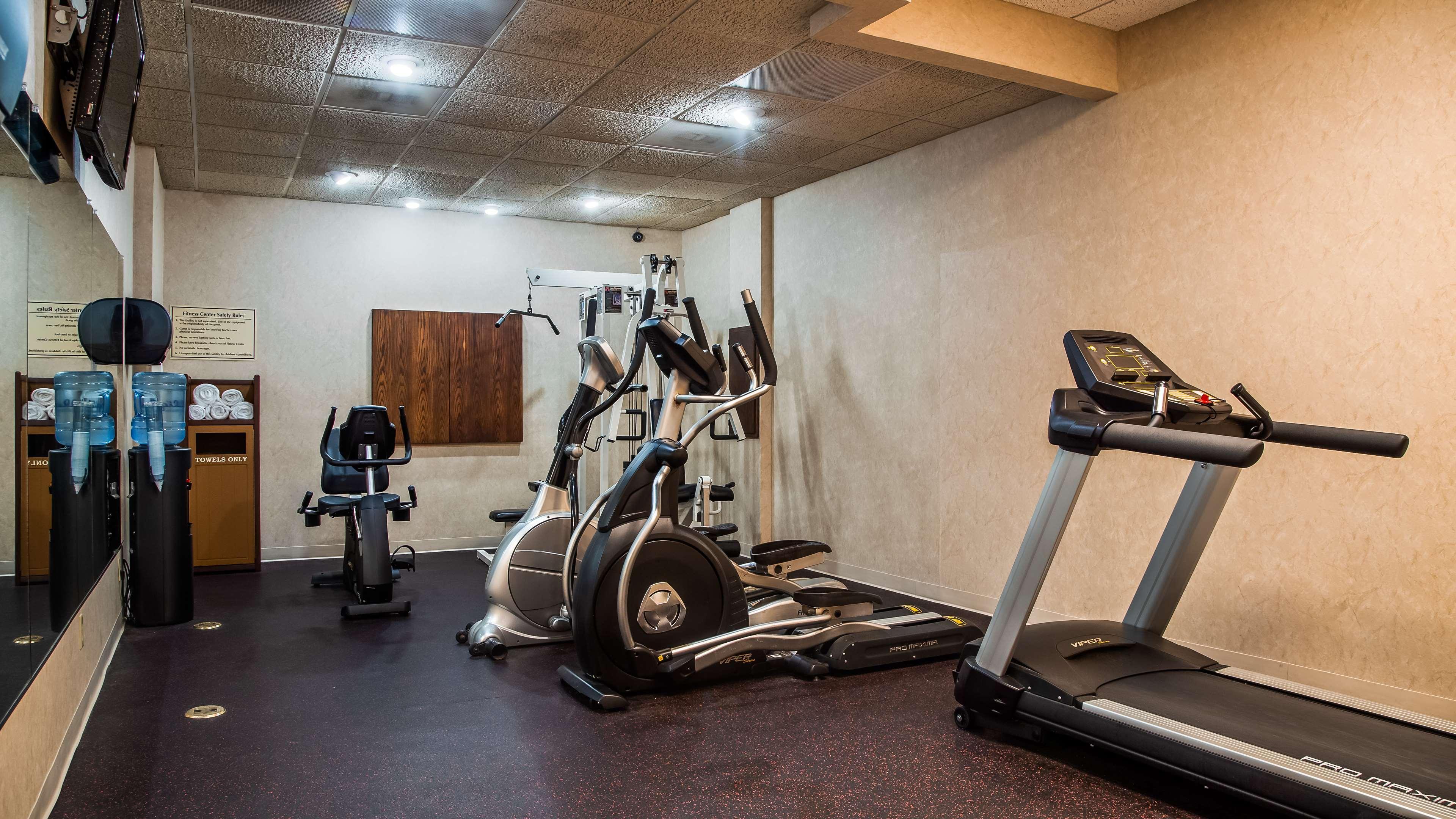 Rock Island Inn & Suites Marshalltown מראה חיצוני תמונה