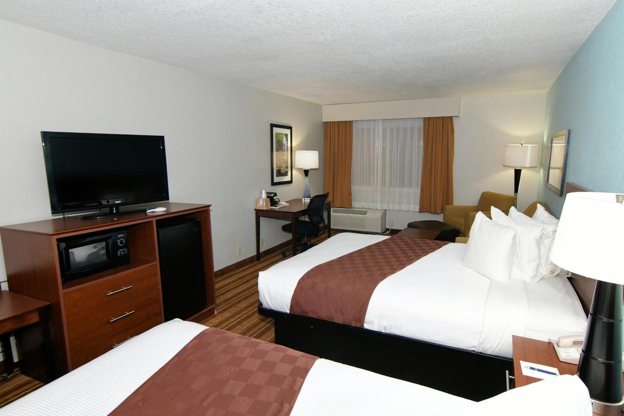 Rock Island Inn & Suites Marshalltown מראה חיצוני תמונה