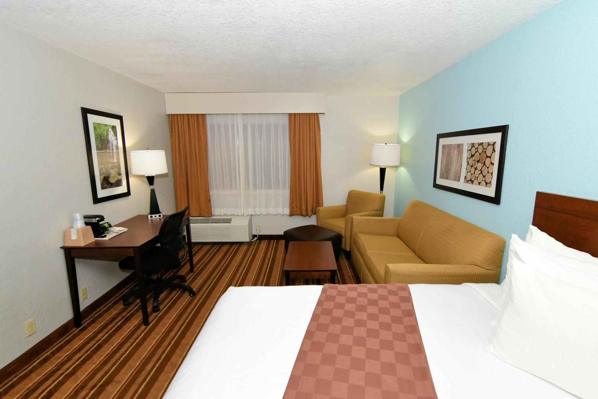 Rock Island Inn & Suites Marshalltown מראה חיצוני תמונה